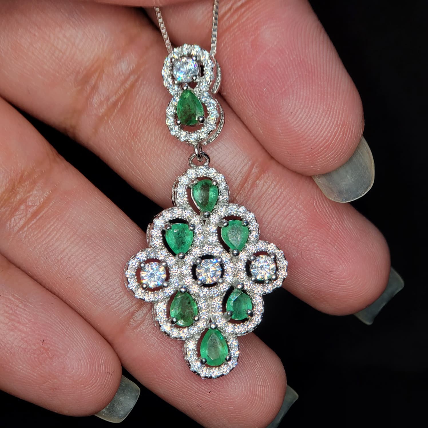 925 Sterling Silver Natural Emerald Pendant Pears Top Rich Green 5.75gm
