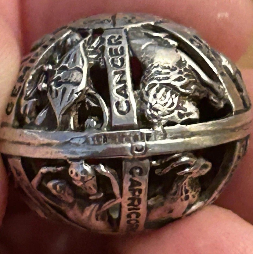 Sterling Silver Craftmere-12 month Zodiac names & 3D Horoscopes Pics. 1”ORB Pend