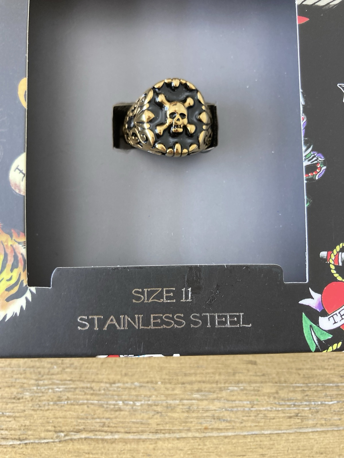 Ed Hardy Skull & Crossbones Stainless Steel Ring Size 11 Black and Gold Tone NIB