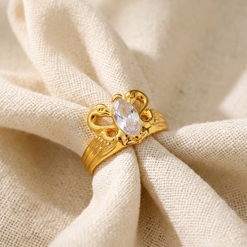 Avon Bird Ring Swan Gold Crystal Sz 7 Love VTG Lovebirds Marquise CZ Boho Retro