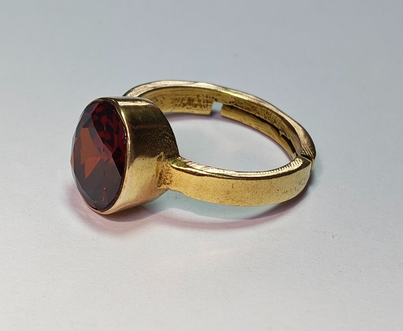 Red Garnet (Gomed) Oval Gemstone Glod plated Adjustable Ring for men and Women