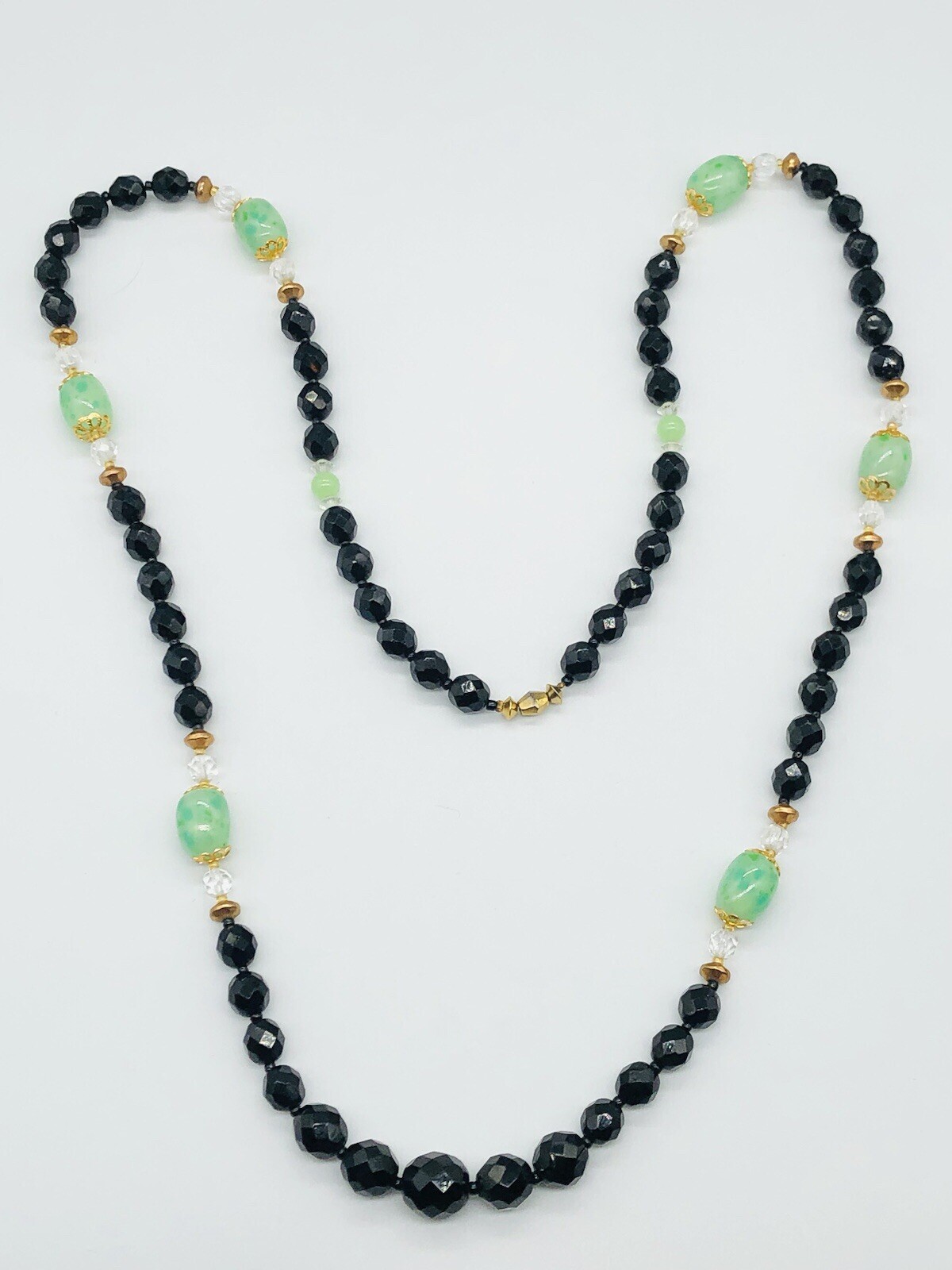 Vtg Green Jade Look & Black Jet Glass Beads Overhead Necklace Long 32”