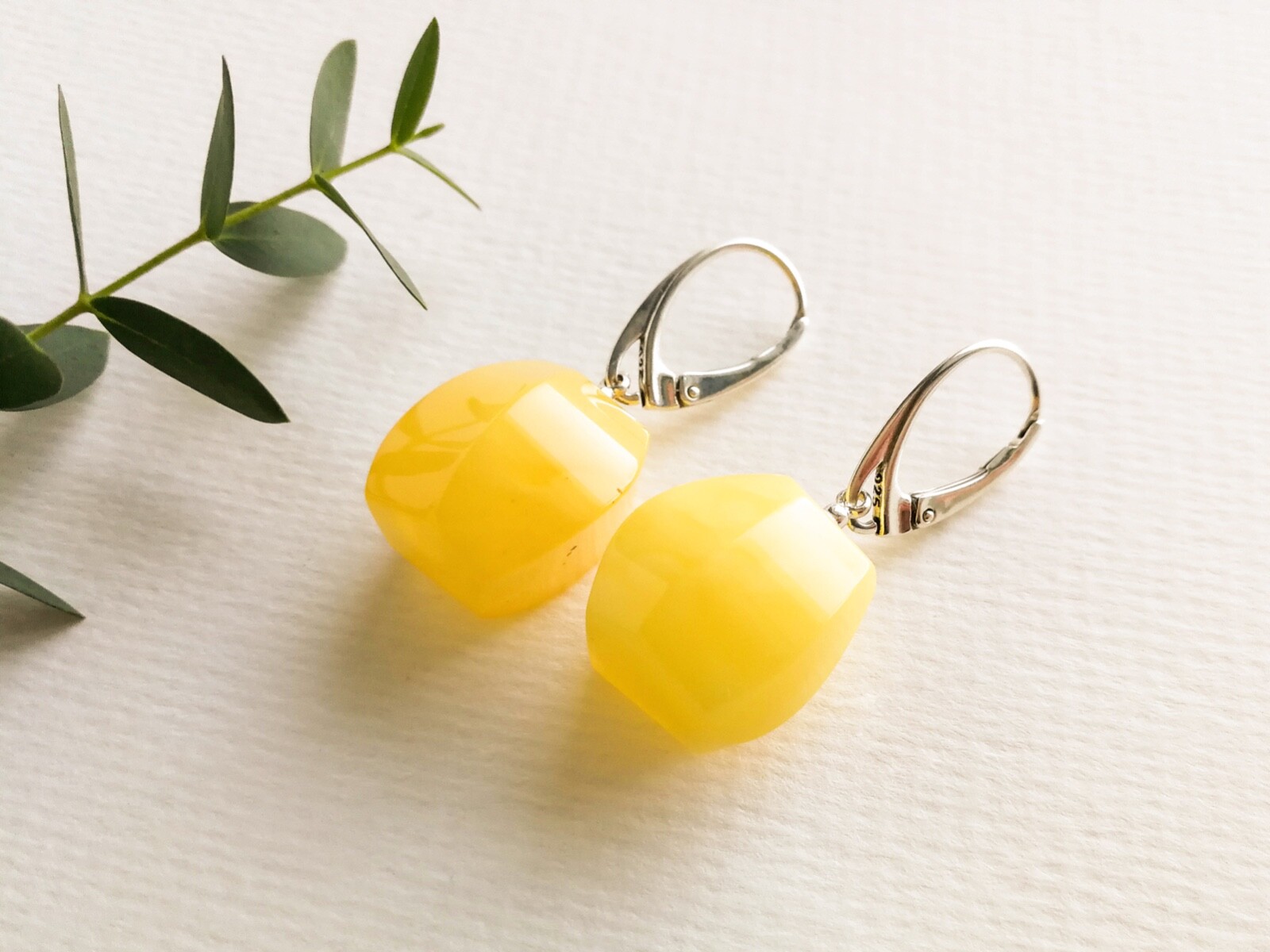 Natural Baltic Amber TORVELA Earrings thick cut shape matt yellow silver 1,57in