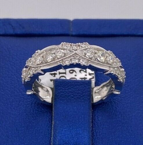 14k White Gold 0.90 CT Diamond Ladies Band, 4.2gm, Size 7, S104406