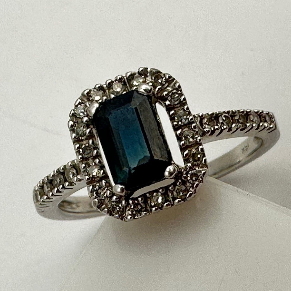 Masterpiece Diamonds P * M 14k White Gold Alexandrite Diamond Halo Ring Size 5.5