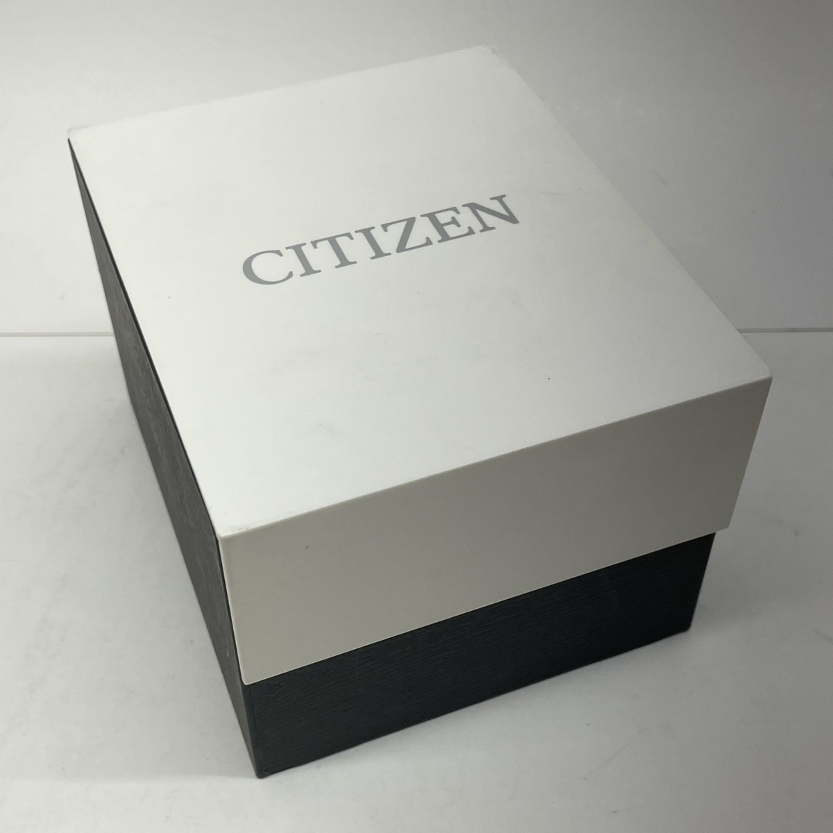 CITIZEN ECO-DRIVE WR100 DAY DATE FIELD WATCH NATO STRAP BLACK DIAL (CMP124188)