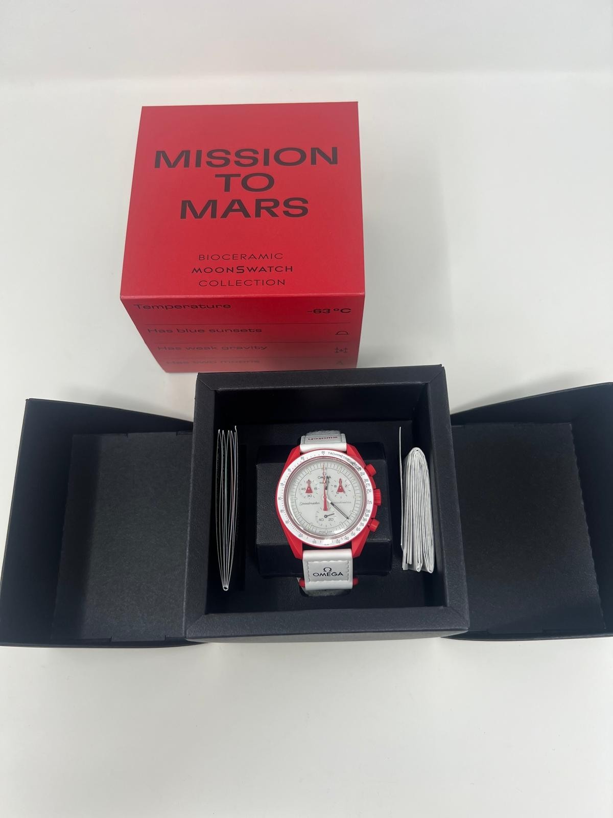 Omega x Swatch MoonSwatch “Mission to Mars” Unworn Complete Set (Ref. SO33R100)