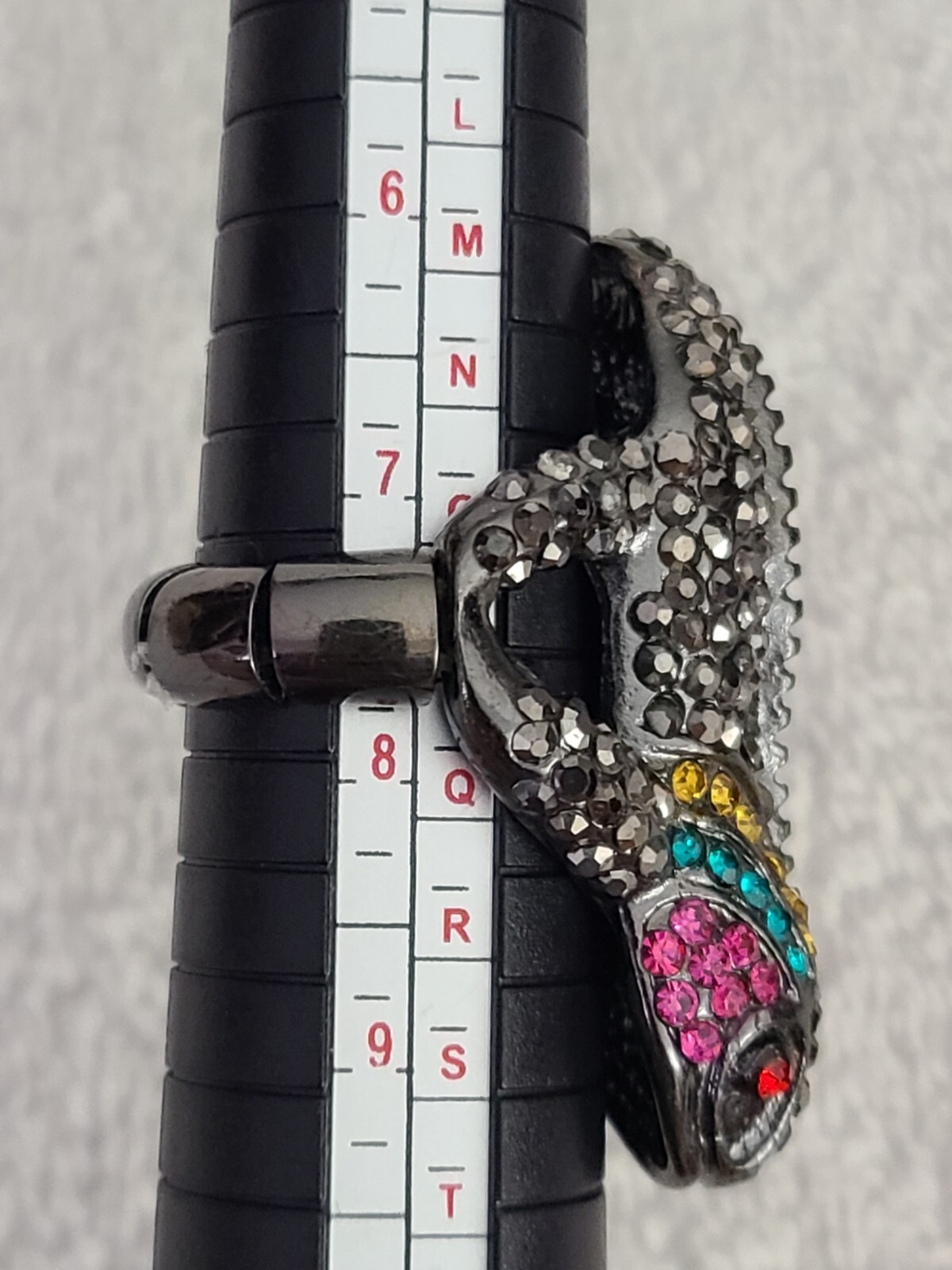 SPRING STREET COLORFUL RHINESTONE LIZARD GECKO REPTILE STRETCH RING