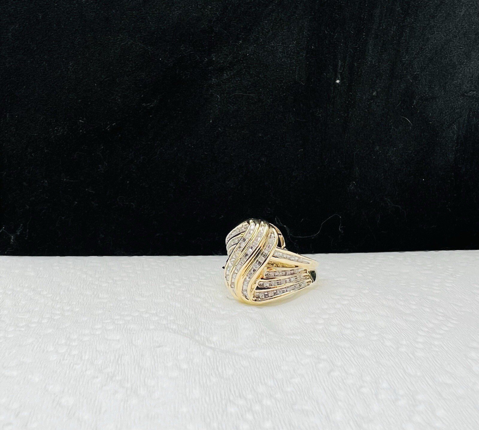 14k yellow diamond gold ring .4 carats I2-3 Channel Set diamonds 5 Grams size 7