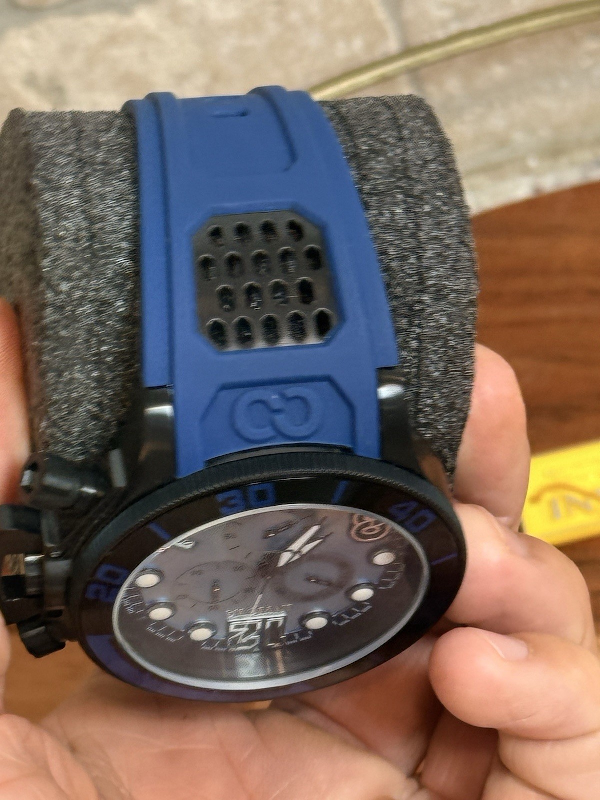 Invicta Bolt Zeus 90233 Blue MOP Dial Chronograph Men’s Watch Needs New Battery