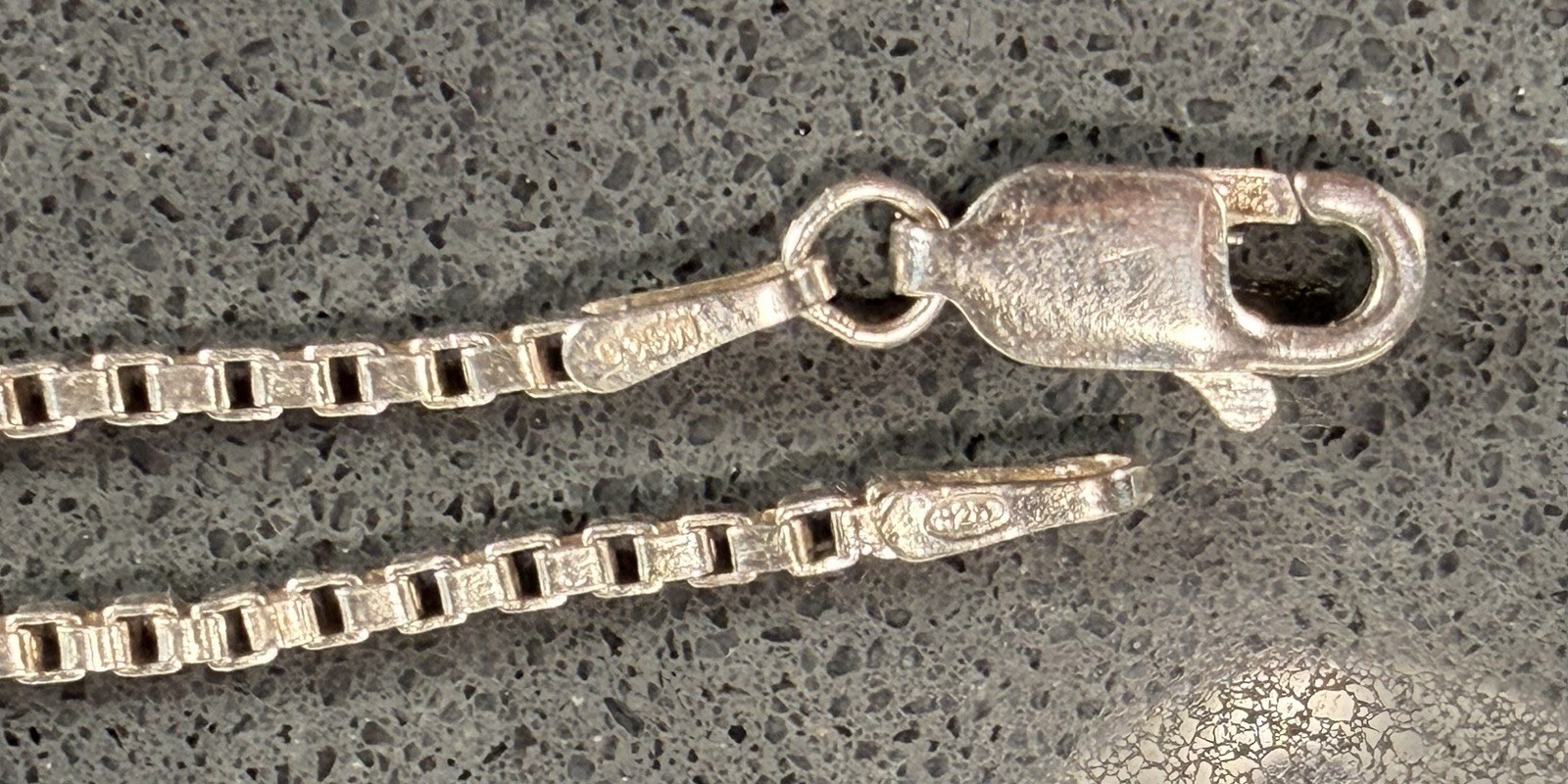 925 Sterling Silver Chain Necklace 1.5mm Box Chain 16 inch 4.47g