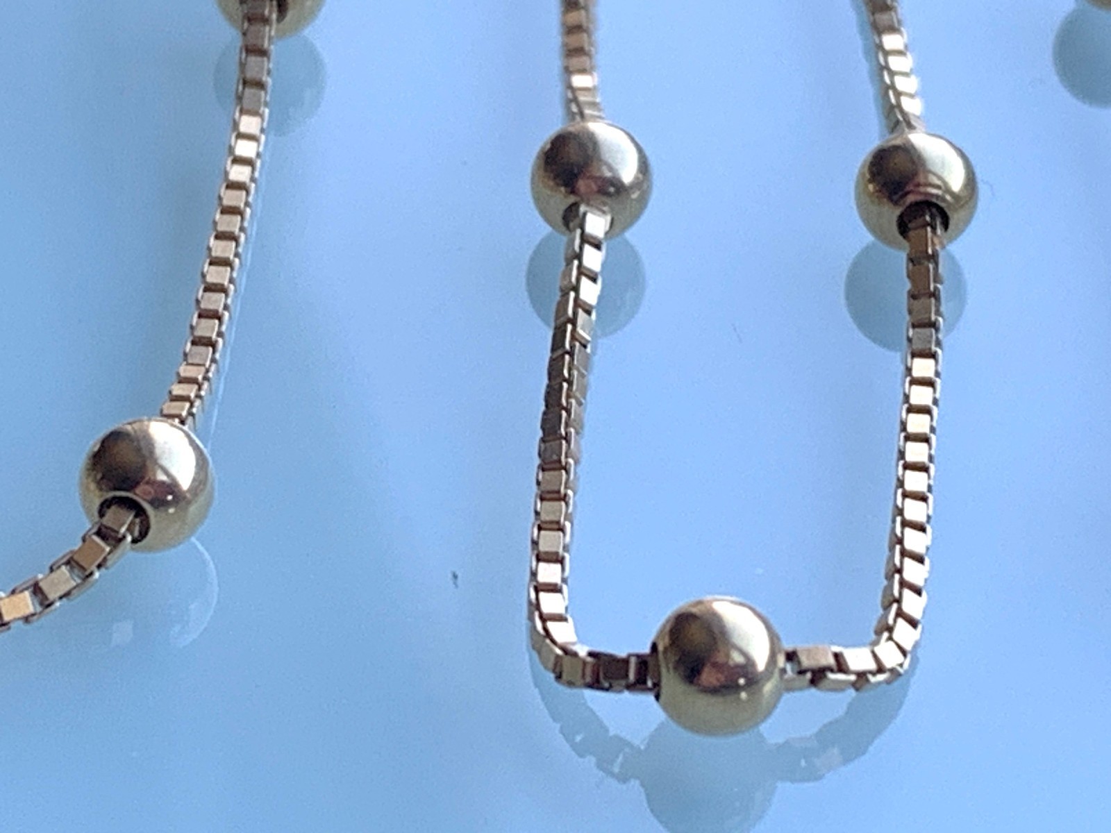 9ct / 9k Gold Ball Ball & Box 23.5″ Chain 7.83g