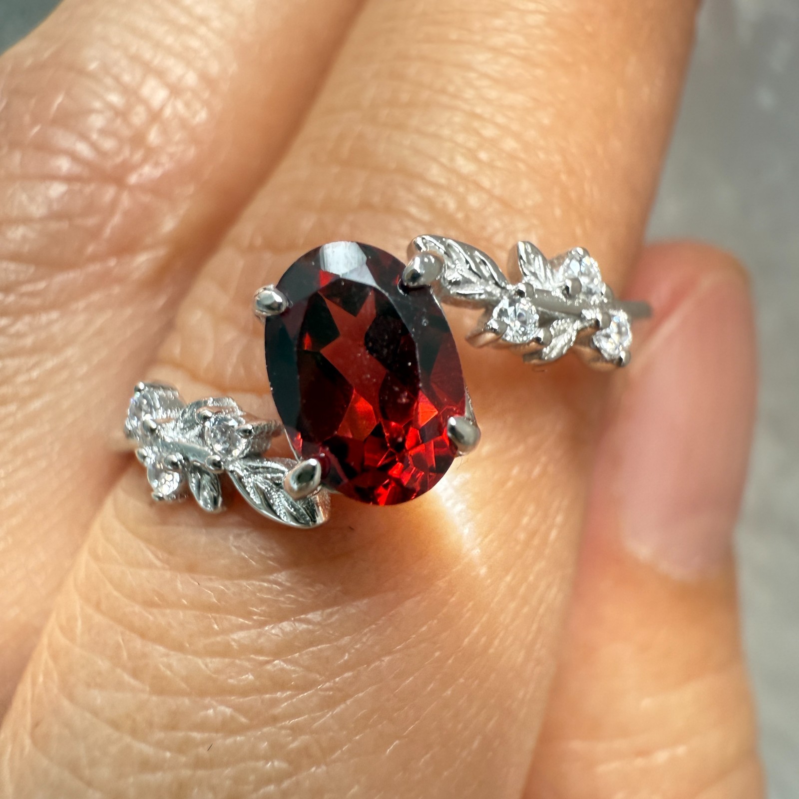 925 Sterling Silver Ring 7x5mm Natural Rhodolite Garnet Gemstone Zircon Flower