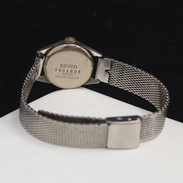 Working Seiko Queen Seiko 1020-0010 Manual Winding Silver Dial 23 Jewels Ladies