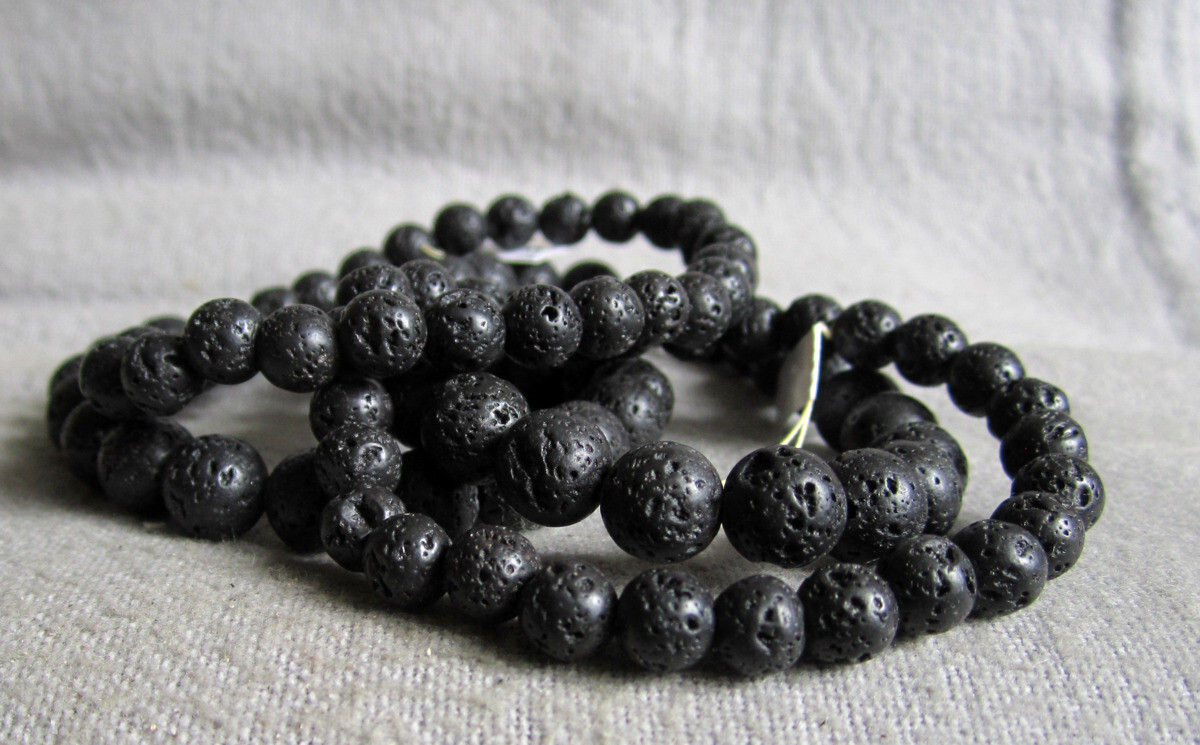 Bracelet made of lava balls Ø approx. 6 and 8 mm/15-23 cm elastic