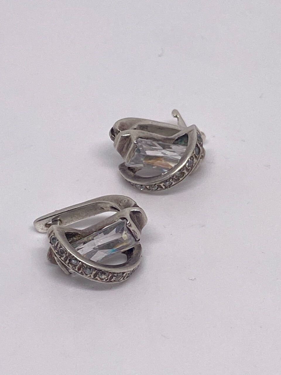Vintage beautiful earrings Silver 925 Ukraine. Women’s jewelry. Weight 4.0 g.