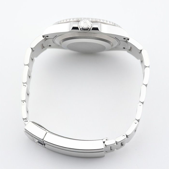 ROLEX Submariner Date 41 126610LV Warranty 2022 Box/Paper