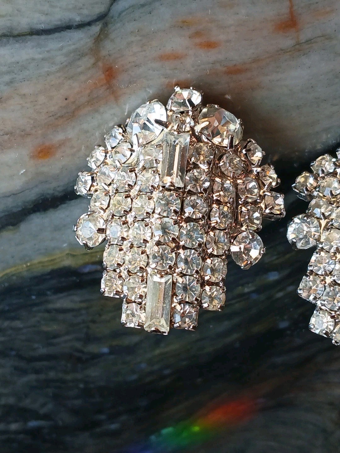 VTG Unsigned Designer Earrings ClipOn Clear Rhinestones Prong Set Art Deco Style