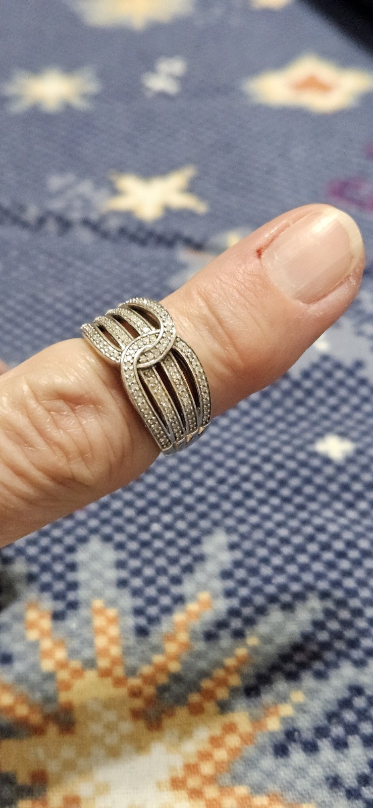 Beautiful!! 0.40ctw White Diamond Cocktail Ring Rhodium Plated Sterling Size 8