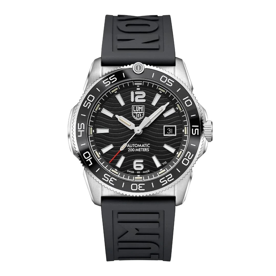 Luminox Men’s Pacific Diver Automatic Dive Watch – XS.3101 NEW