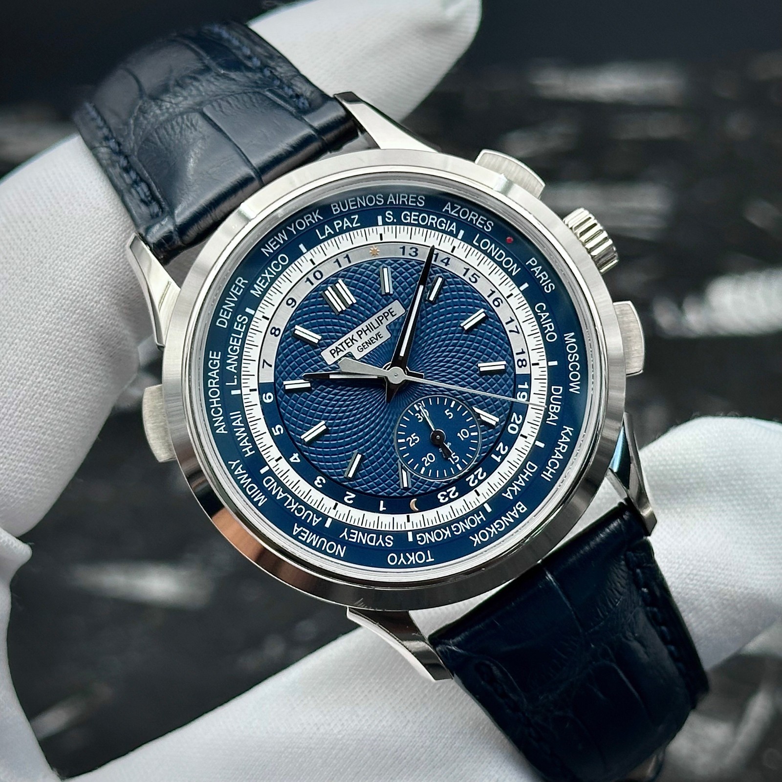 Patek Philippe World Time Flyback Chronograph 5930G White Gold Complete 39.5mm