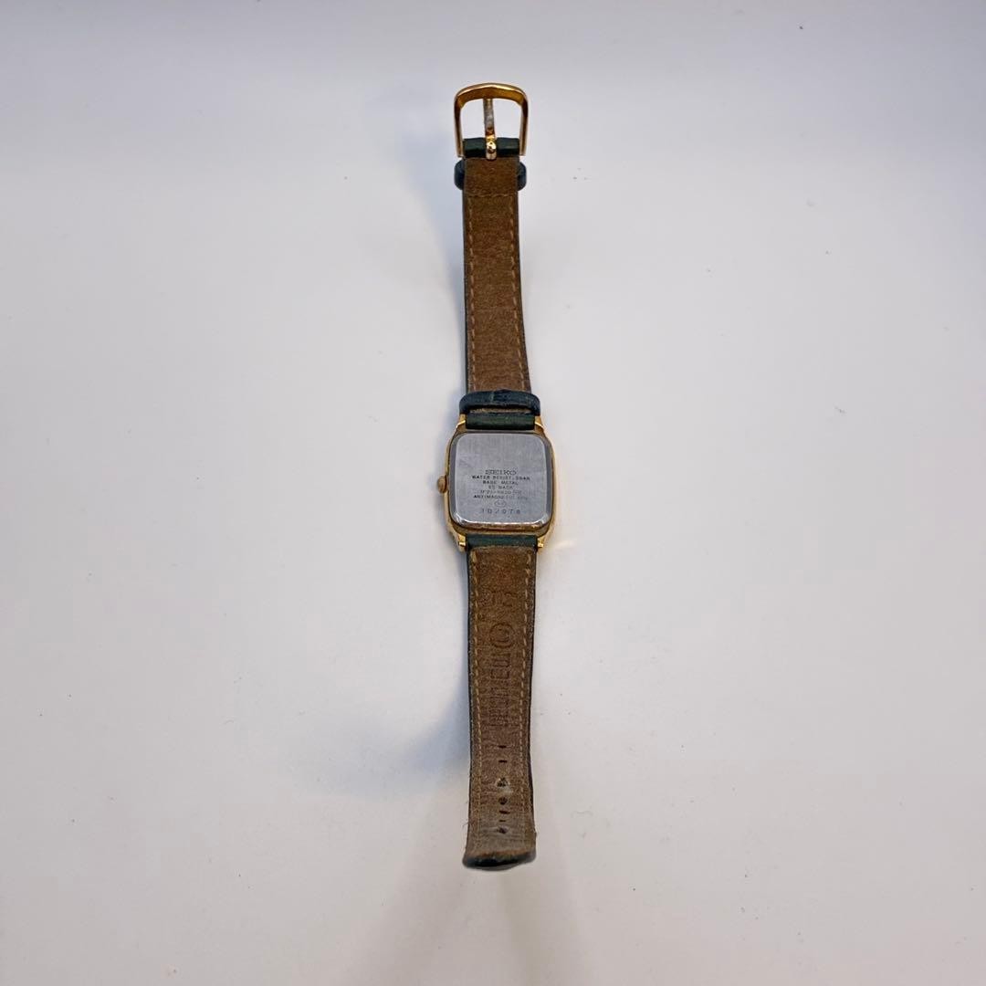 Working ⭐️ SEIKO SPIRIT Quartz Women’s Square Gold Watch