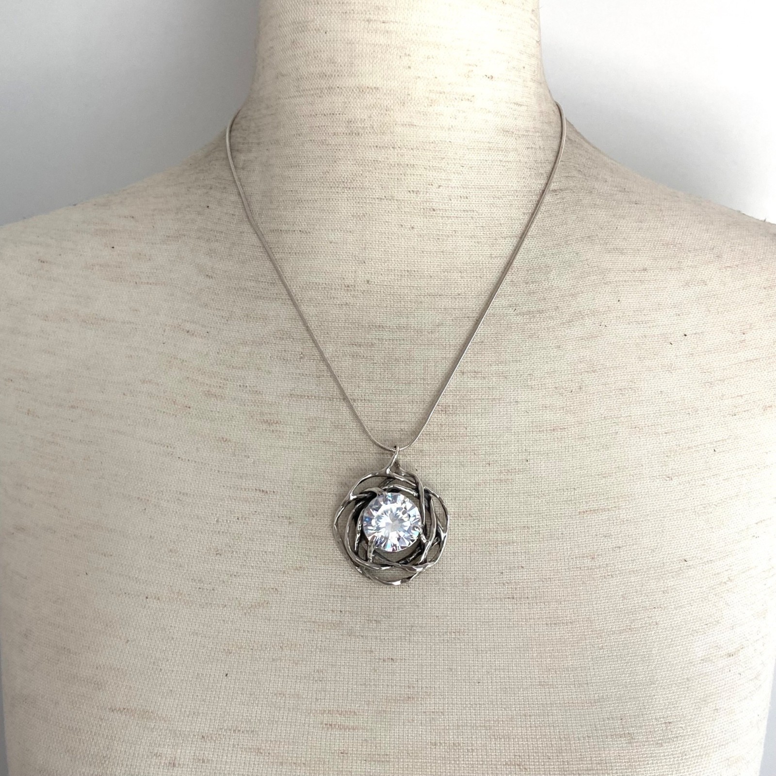 Sterling Silver 925 PZ Israel Large Round Modernist Pendant Necklace 18″