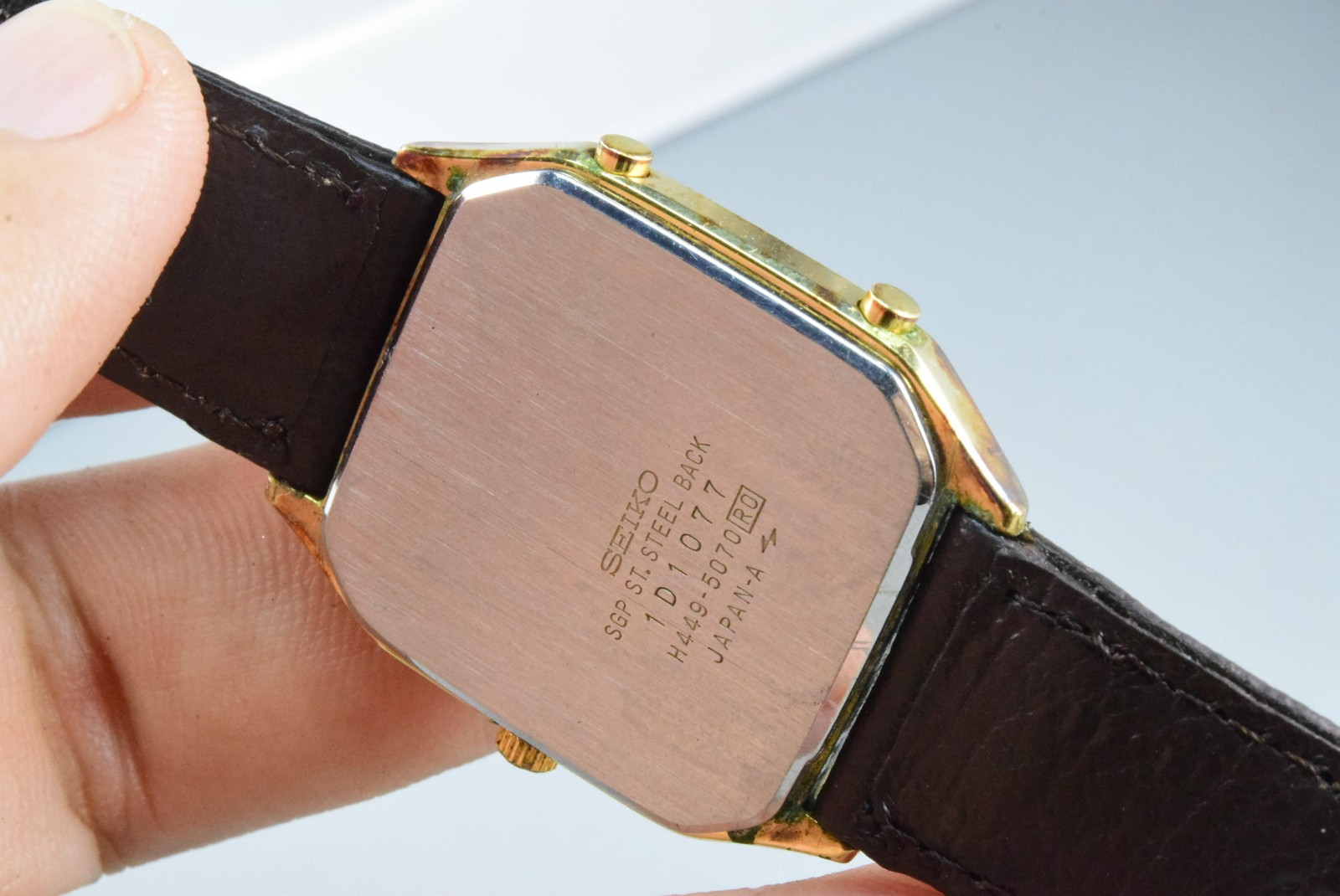 Vintage watch Seiko Gold Plate H449-5070 LCD DIGITAL Men Quartz Octagonal 31mm