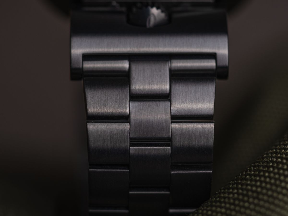 LACO Squad Watches Atacama Quartz UTC MB Metal Bracelet NIB hard to find NIB