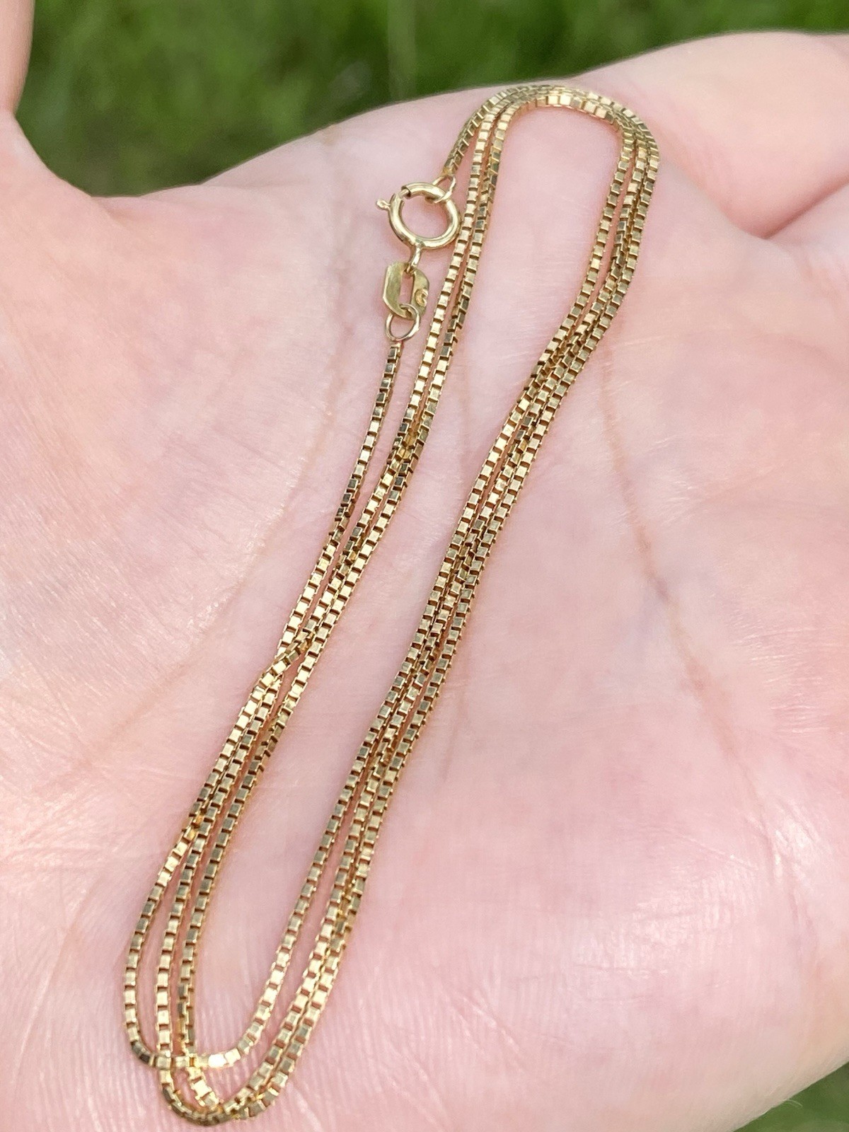 Solid 14k Yellow Gold 1.0mm Box Chain Necklace 3.01 Grams- 21 Inches