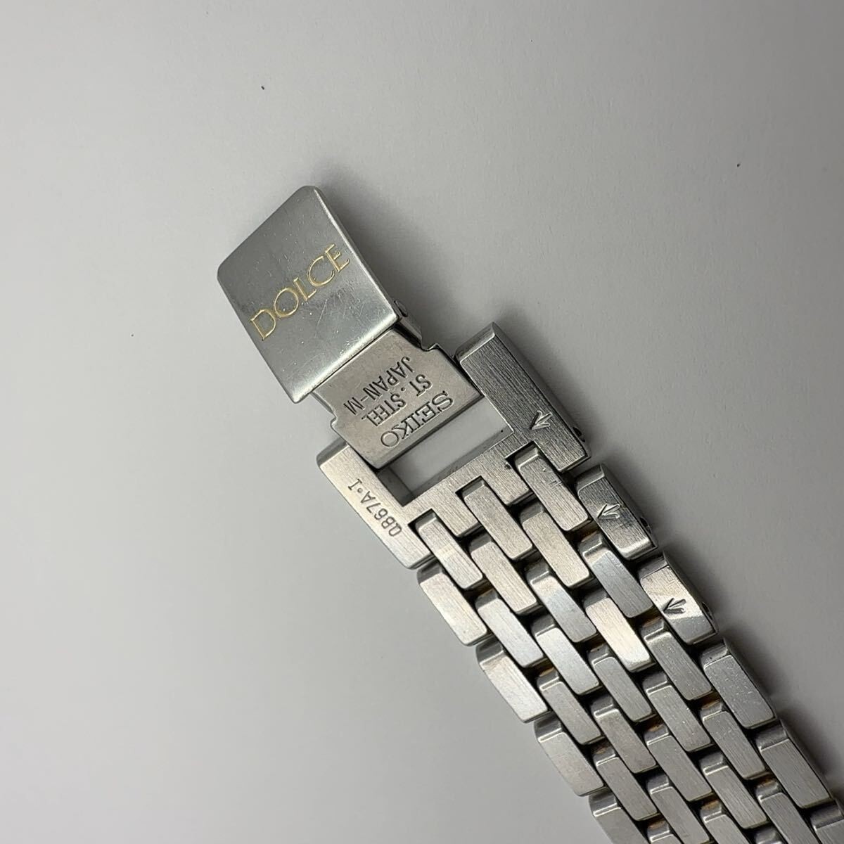SEIKO 5E30 6A50 Seiko DOLCE Quartz Men’s Wristwatch Working Condition P31
