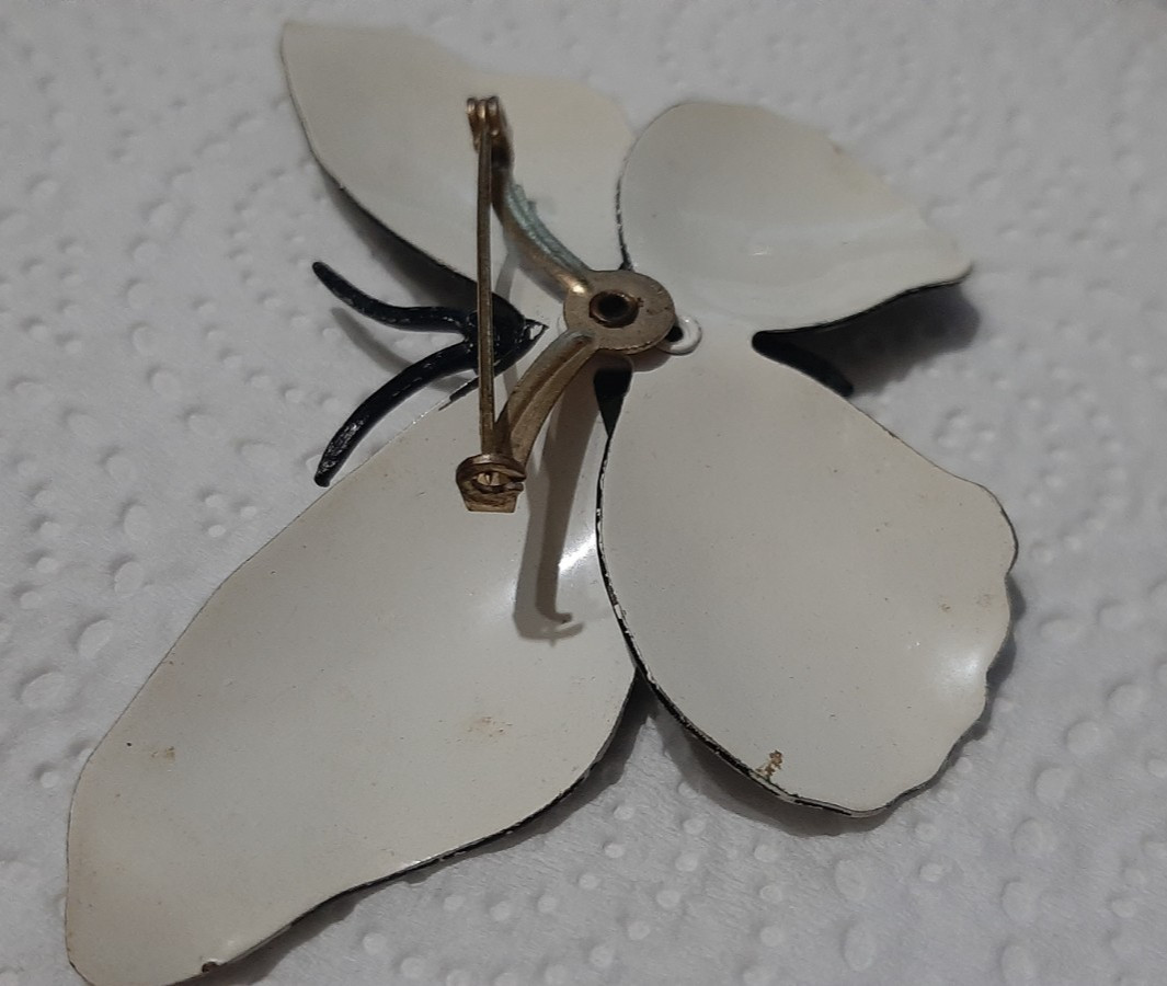 Black Gray White Butterfly Enamel Metal Pin Brooch