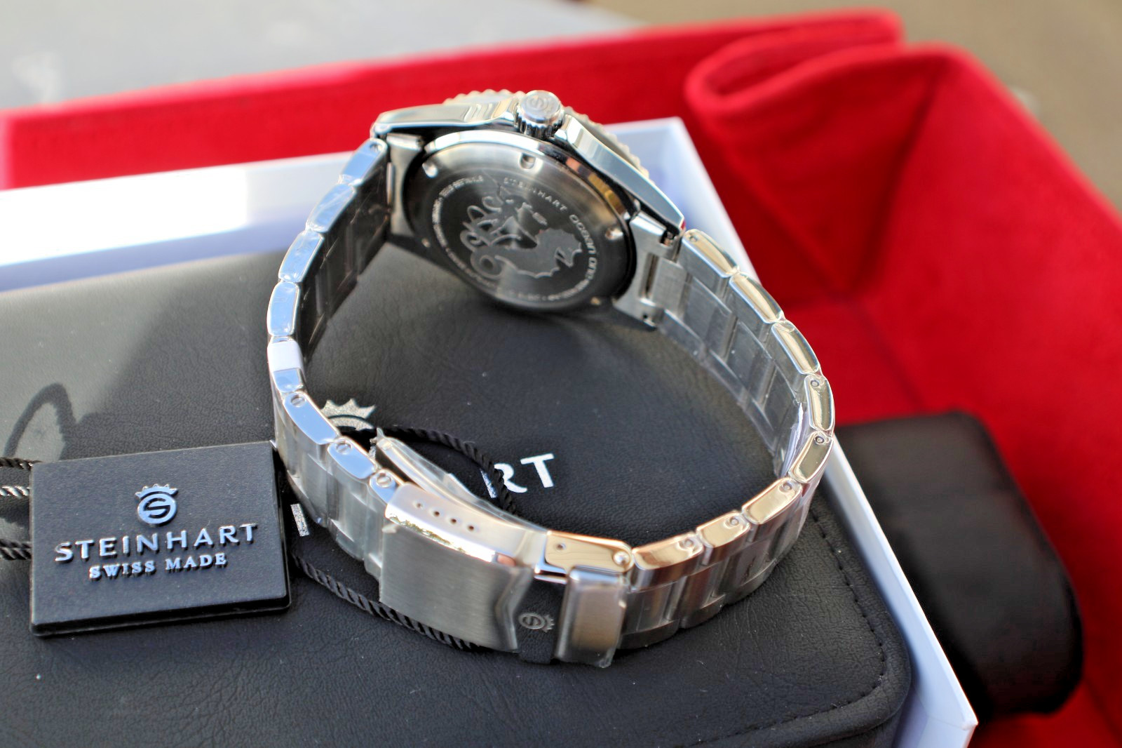 Steinhart Ocean One Premium 42mm. Boxes, Papers, Tags , A1 Condition.NOS