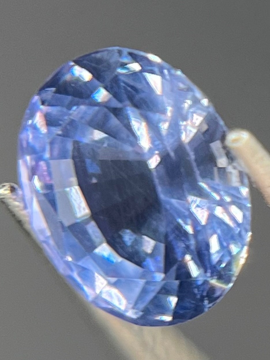 Natural Blue Sapphire 0.82 ct Oval Cut Loose Gemstone 5.96 × 4.94 mm BLS67