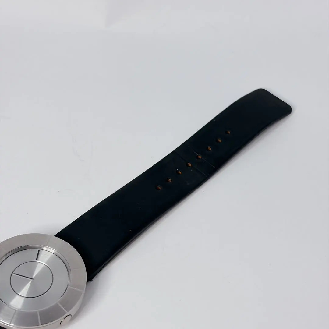 ISSEY MIYAKE TO VJ20-0010 Tokujin Yoshioka Silver Black Quartz Watch Box Papers