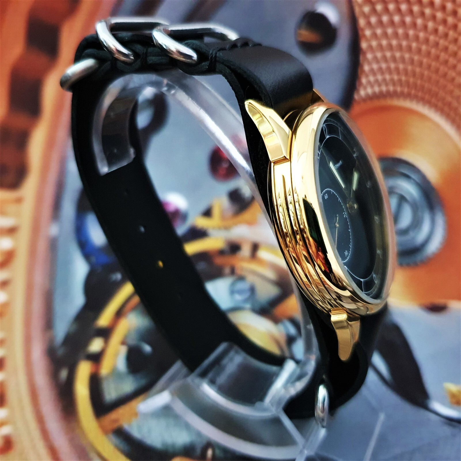 Watch Marriage MOLNIJA 3602 WristWatch Mechanical Vintage Style USSR Gold Case