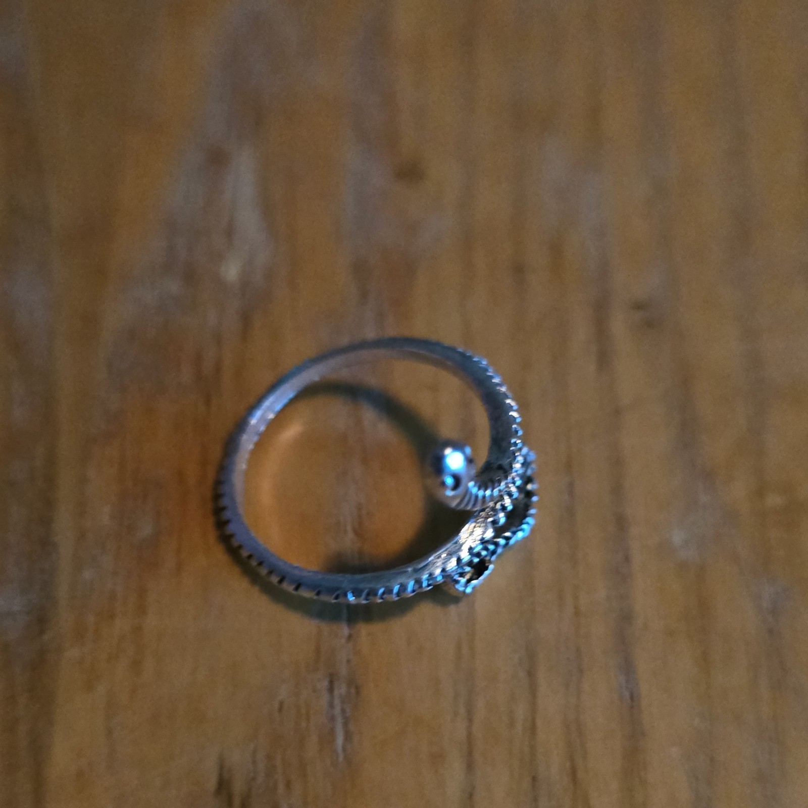 Silver Tone Snake Wrap Metal Ring Adjustable Size 7.25 No Stone