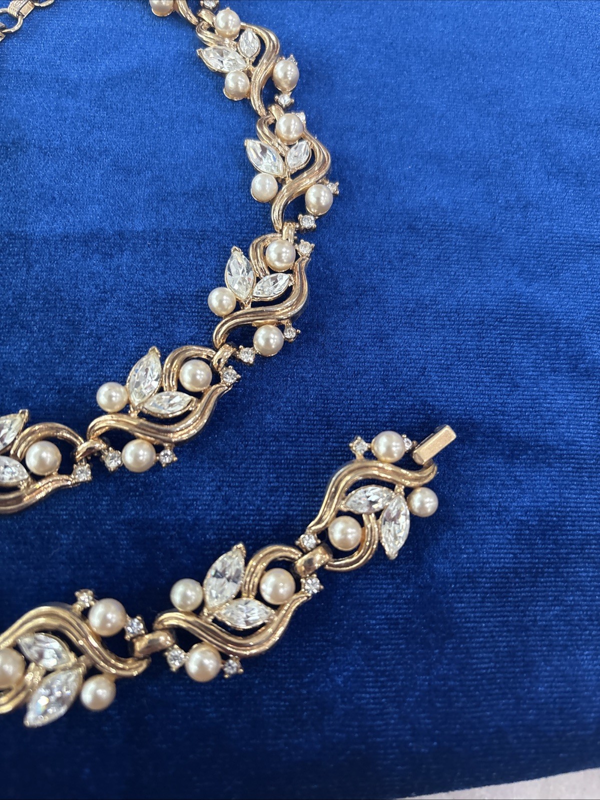 Vintage Midcentury Jewelry Set Signed Trifari. Goldtone, Faux Pearl & Rhinestone