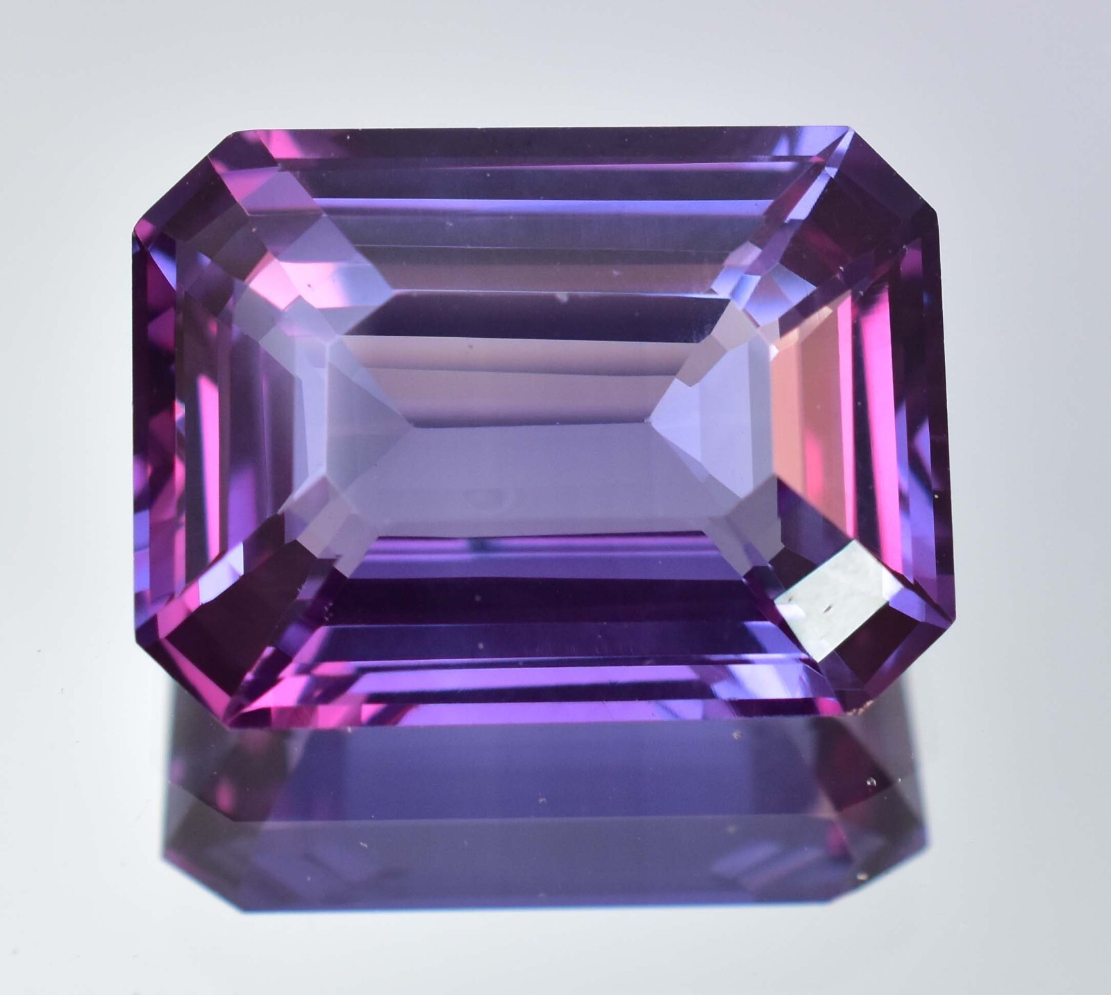 42.40 Ct Natural Color Change Alexandrite Certified Flawless Loose Gemstone