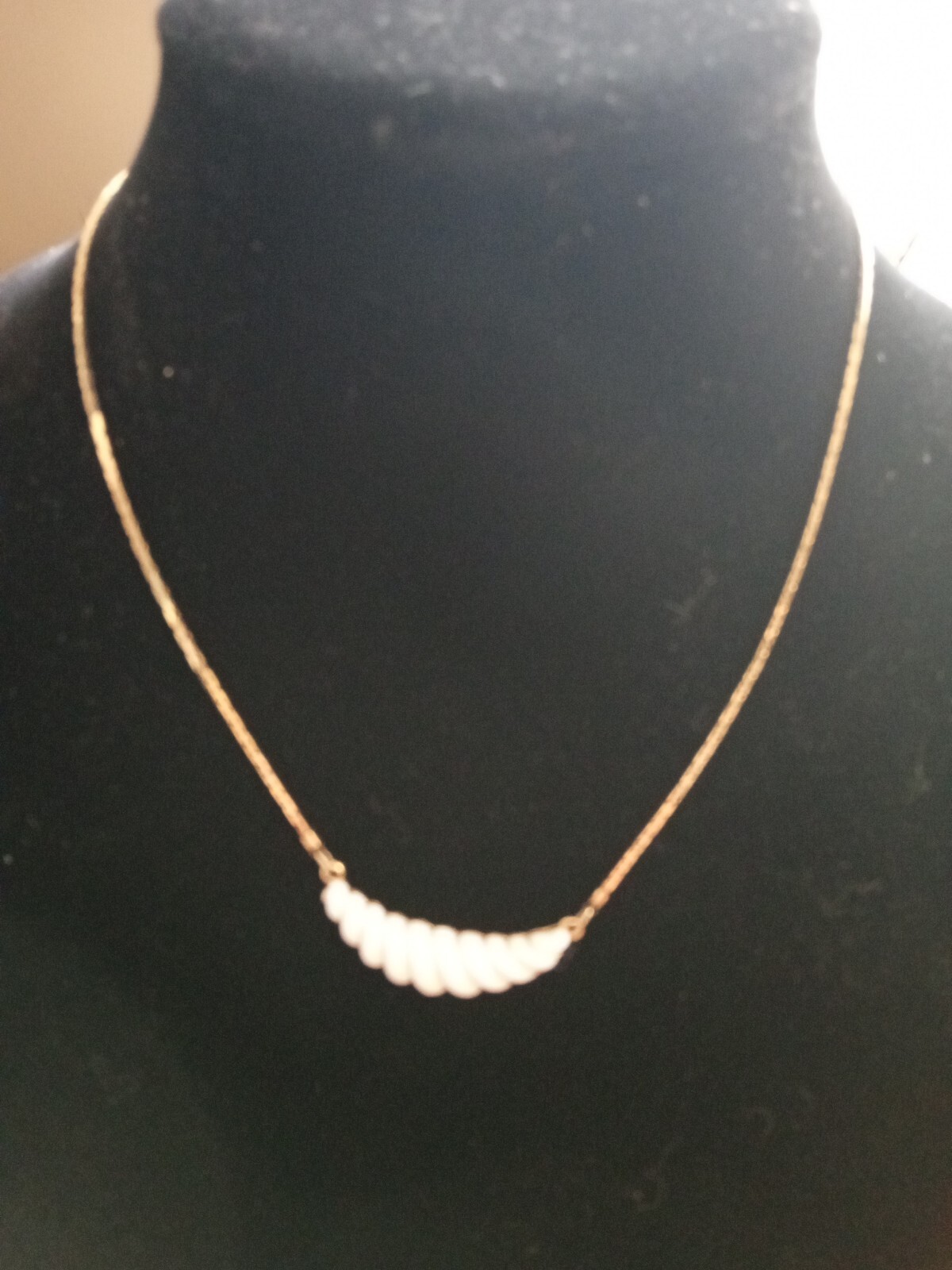 1970s Vintage Avon Gilded Strands Necklace Gold Color With Mother Of Pearl 18″