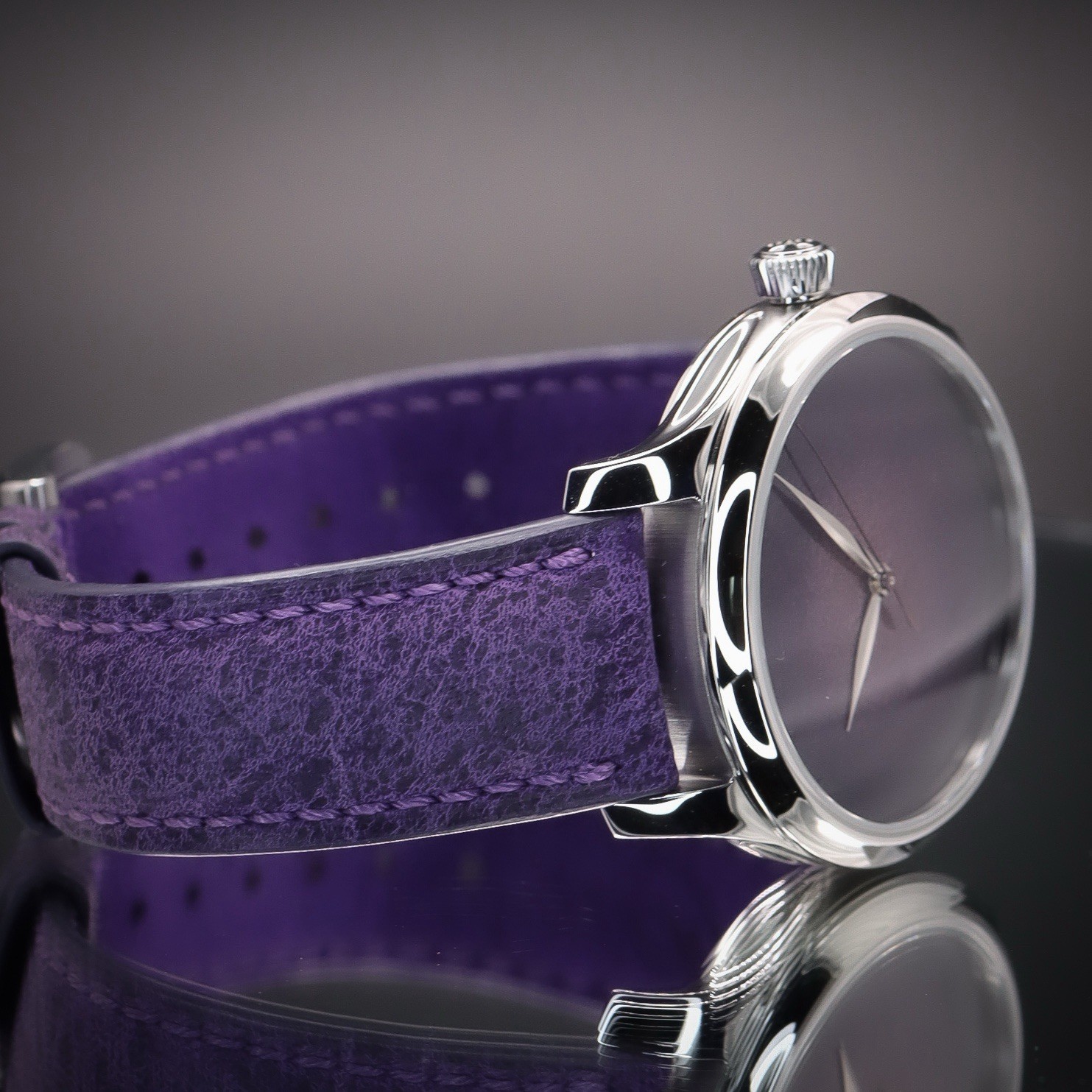 H Moser & Cie Endeavour Centre Seconds UNWORN 5/26 Concept Purple Full Set