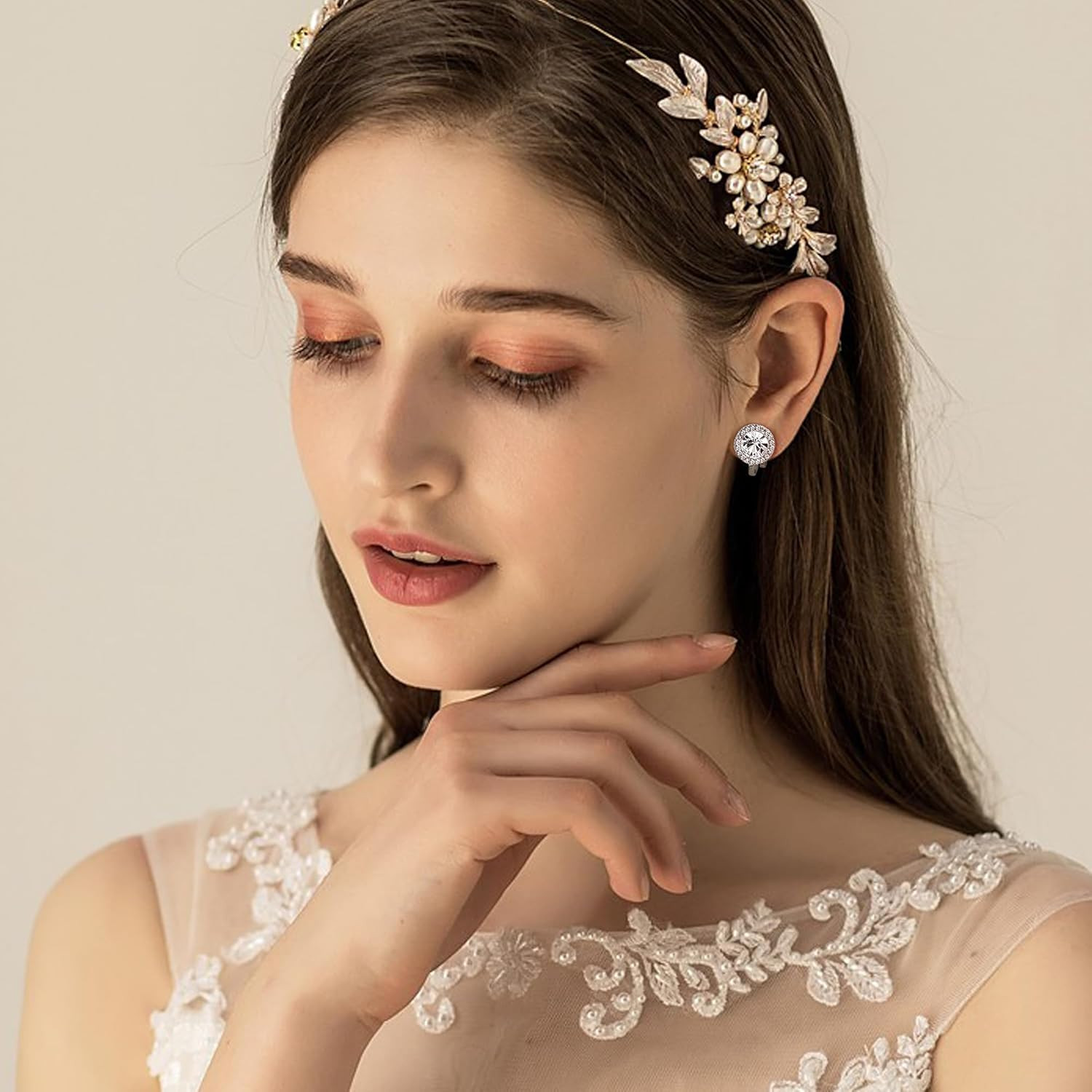 4 Pairs Silver Clip on Earrings for Women Elegant Rhinestone Clip on Earrings Da