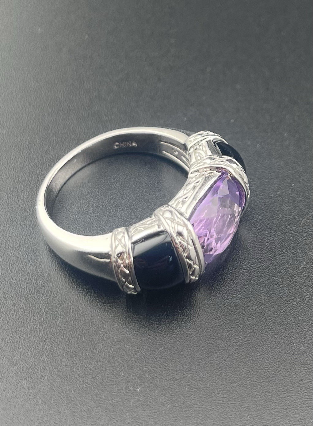 Vintage Victoria Wieck Sterling Silver 925 Amethyst Stone Size 9 Ring