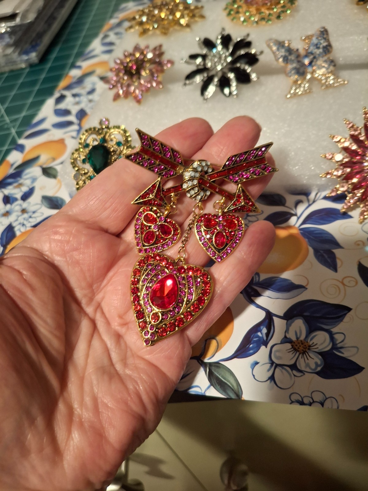 Modern Rhinestone Brooch Pin Lot (10 Pc) – Grandmillennial Granny Chic