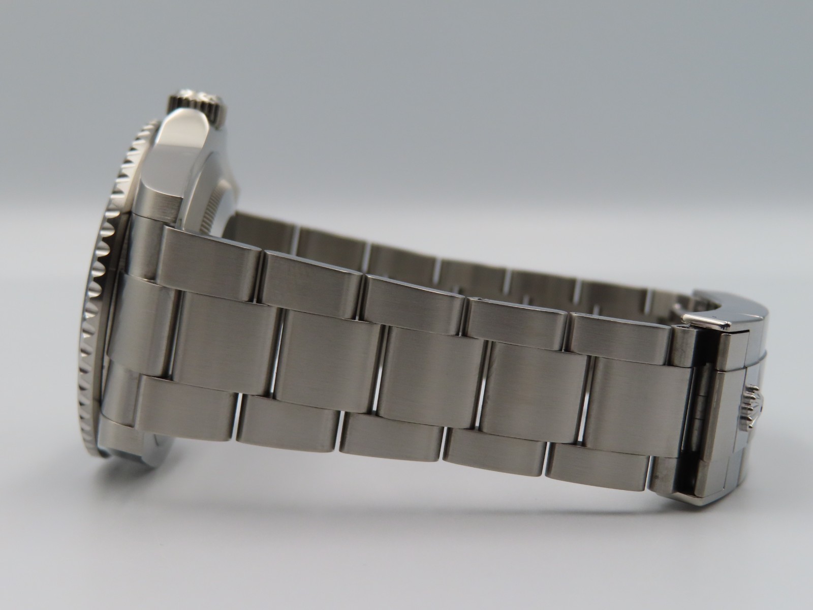 Rolex Submariner Date 126610LN Men’s 41mm Wristwatch Pre-Owned Box Papers 2025