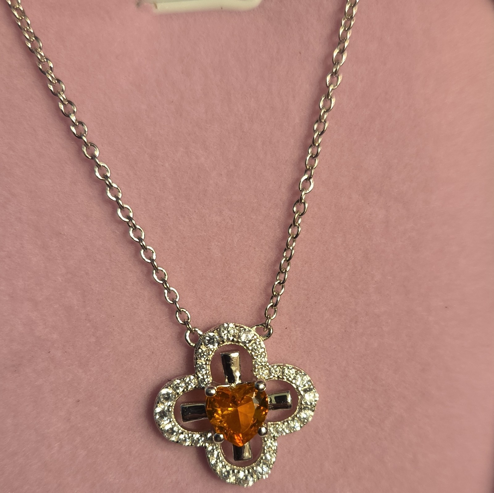 Citrine Clover Adjustable Necklace 925 Silver 17 20 inch New In Box Unused.