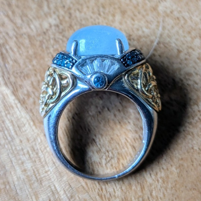 Victoria Wieck Cabochon Cocktail Ring Size 6