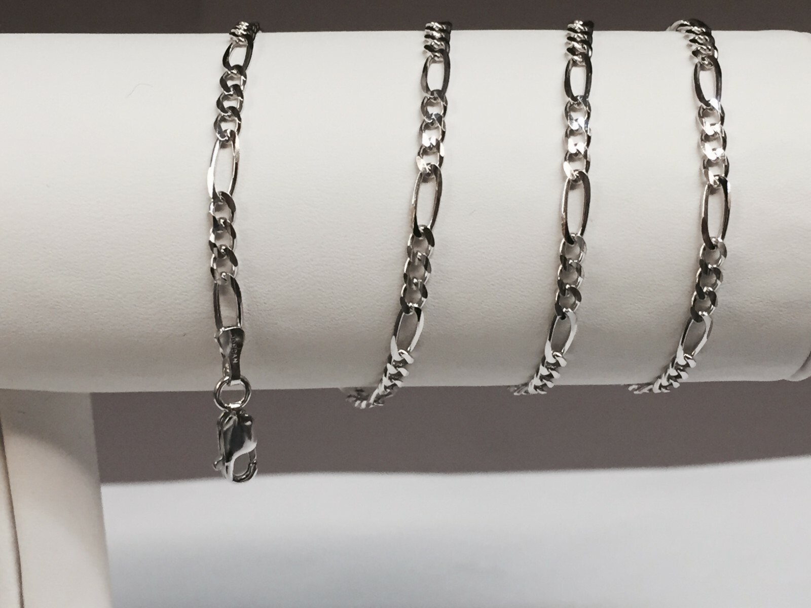 14kt Solid White Gold Mens Figaro Curb Link Chain/Bracelet 7″ 2.6 mm 1.75 grams