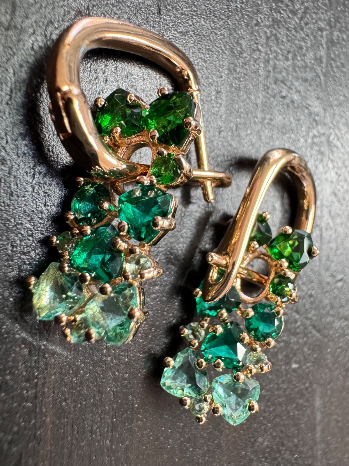 585 14K RG Rose Gold Stamped Allure Ombré Kelly Green Stud Earrings