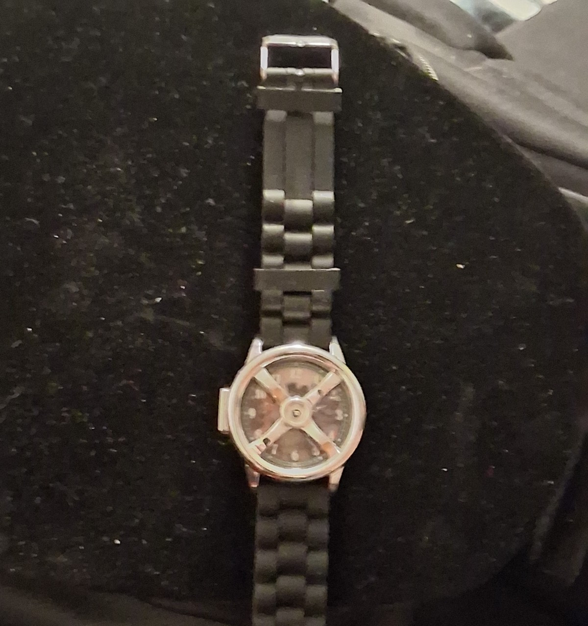 Accutime Five Nights at Freddy’s Quartz Analog Black Dial Black Rubber Strap